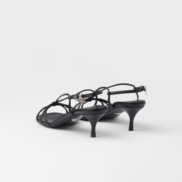 PRADA NIB Capretto Strappy Leather Sandals Triangle Logo Charm Kitten Heels 38.5 - Picture 3 of 12